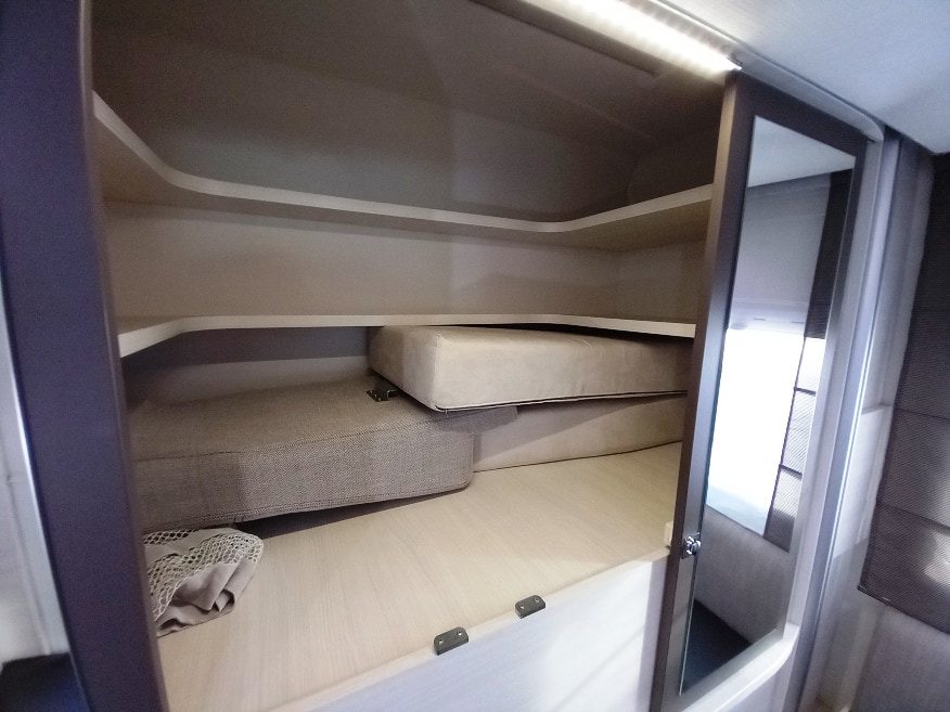 Chausson Flash 716 semintegrale con castelli e garage € 49900,00 - Barbera Caravan - foto 17