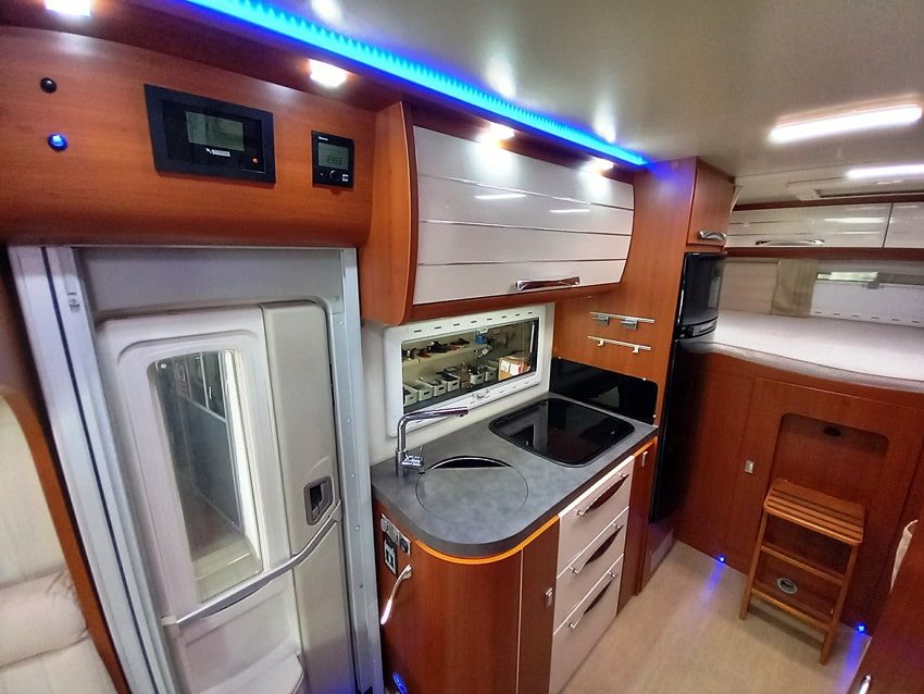 Mobilvetta Kea M74 mansardato garage, € 57900,00 - Barbera Caravan - foto 10