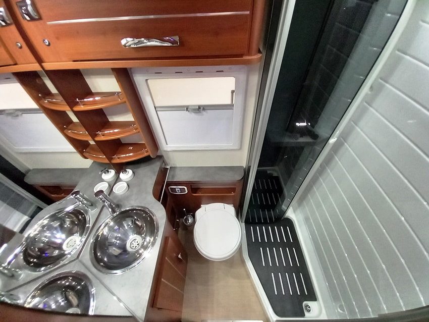 Mobilvetta Kea M74 mansardato garage, € 57900,00 - Barbera Caravan - foto 14