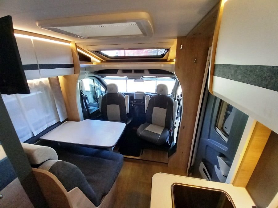 Dethleffs Globebus Go T45 semintegrale letti gemelli, € 67900,00 - Barbera Caravan - foto 8