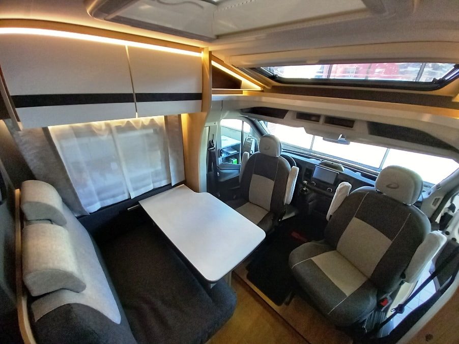 Dethleffs Globebus Go T45 semintegrale letti gemelli, € 67900,00 - Barbera Caravan - foto 9