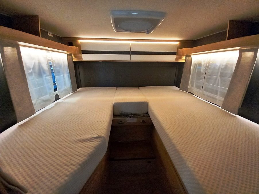 Dethleffs Globebus Go T45 semintegrale letti gemelli, € 67900,00 - Barbera Caravan - foto 12