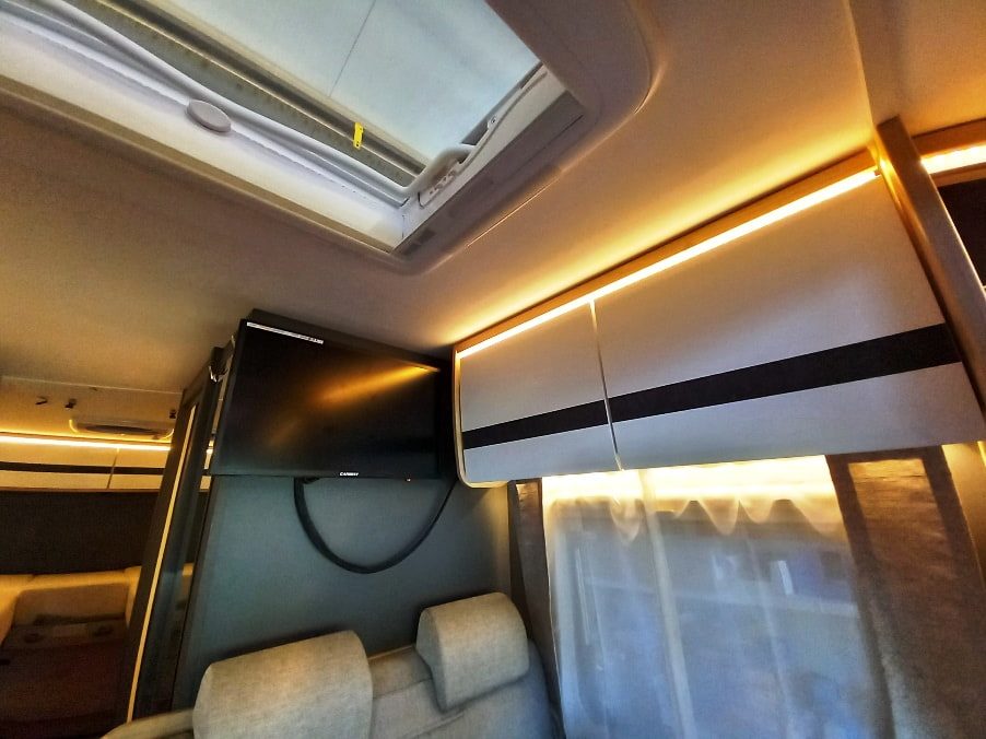 Dethleffs Globebus Go T45 semintegrale letti gemelli, € 67900,00 - Barbera Caravan - foto 19