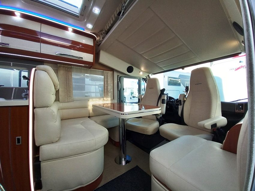 Mobilvetta K-Yacht 85, motorhome letti gemelli, € 67900,00 - Barbera Caravan - foto 5