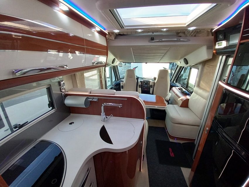 Mobilvetta K-Yacht 85, motorhome letti gemelli, € 67900,00 - Barbera Caravan - foto 9