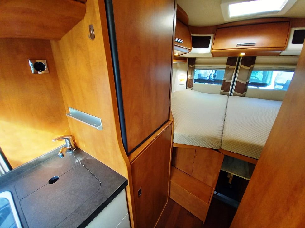 Malibu Van by Carthago 600DB € 59900,00 - Barbera Caravan - foto 10