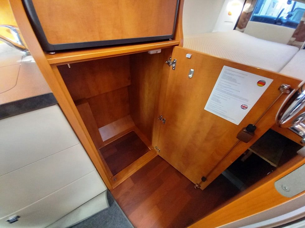 Malibu Van by Carthago 600DB € 59900,00 - Barbera Caravan - foto 15