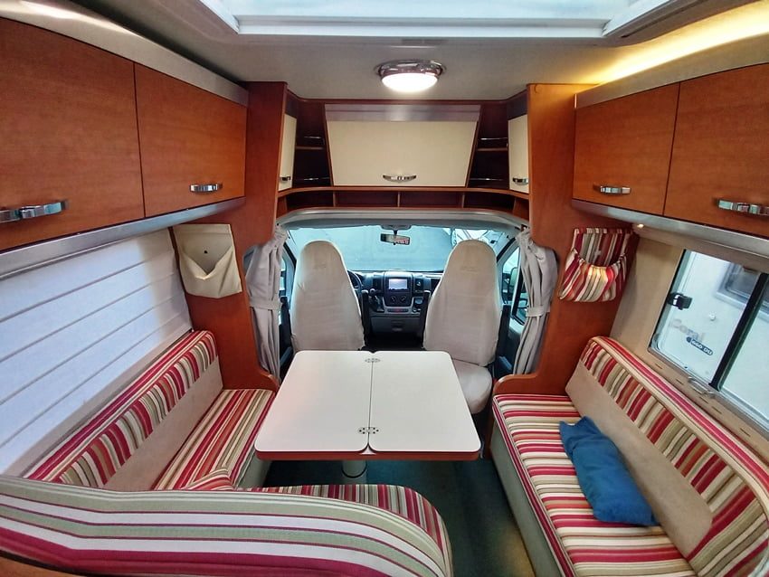 Arca P 680 LSX letto alla francese, € 39900,00 - Barbera Caravan - foto 7