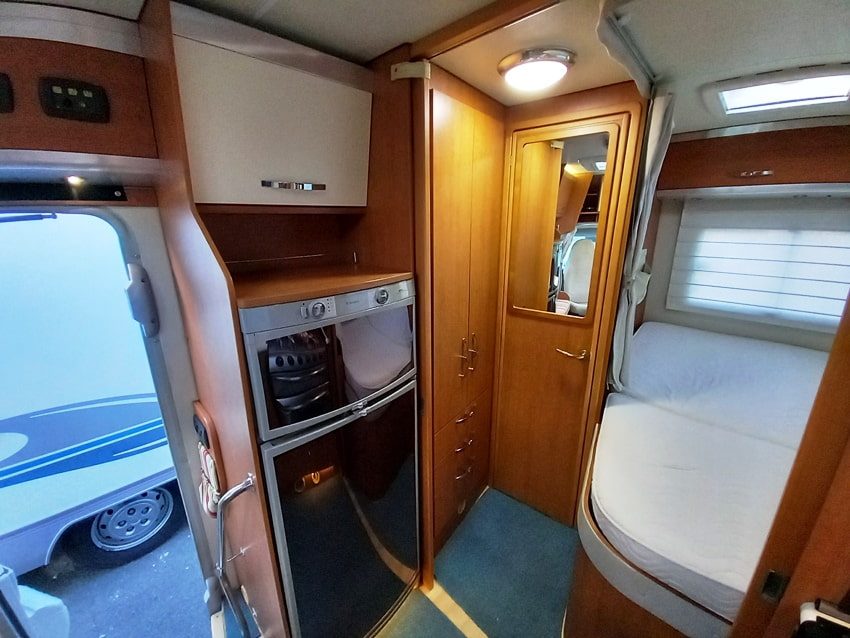 Arca P 680 LSX letto alla francese, € 39900,00 - Barbera Caravan - foto 12