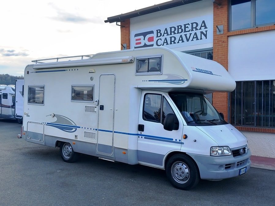 Adria Coral 660DU, € 23900,00 - Barbera Caravan