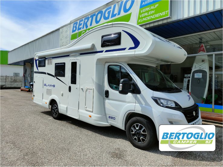 725 – mclouis glamys 220 – mansardato con garage in coda