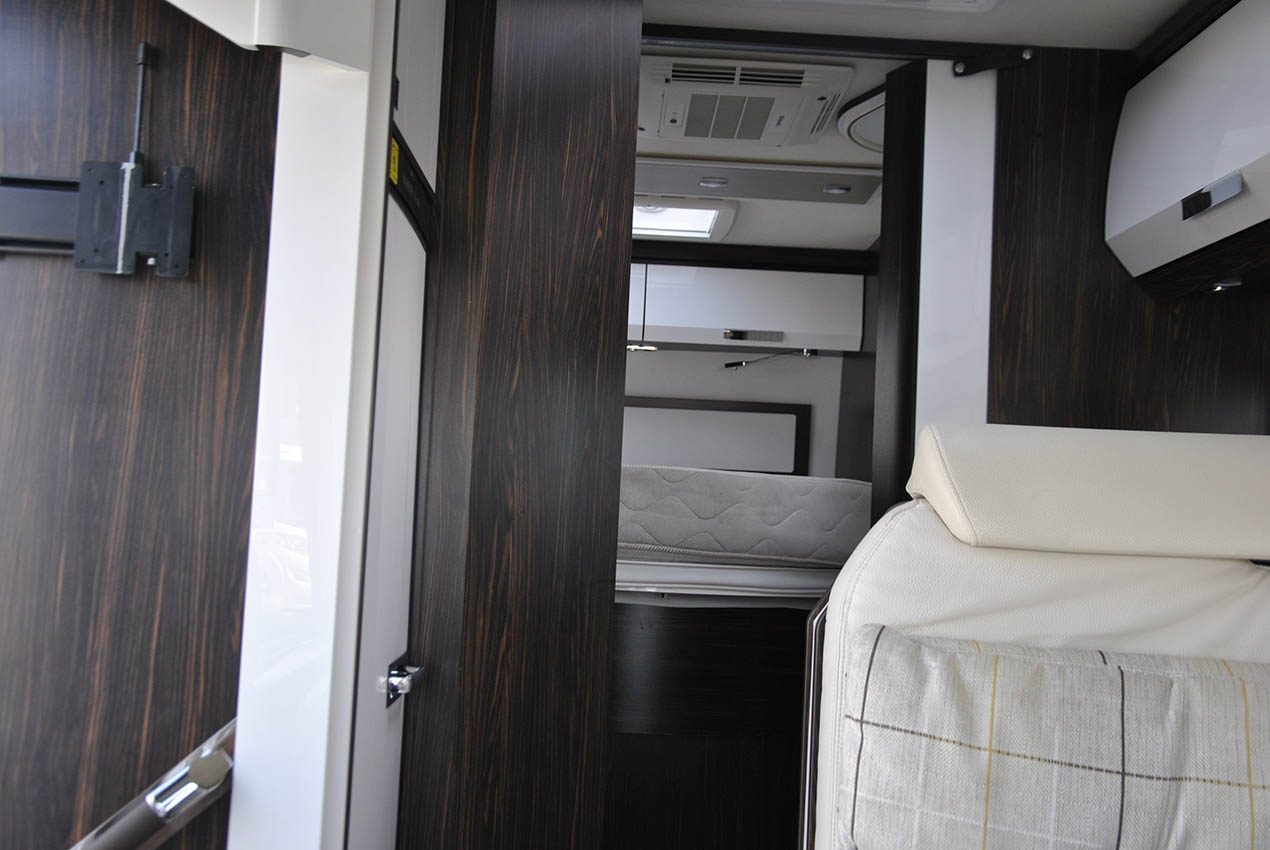 Camper Motorhome Burstner Elegance 695 Usato - foto 17
