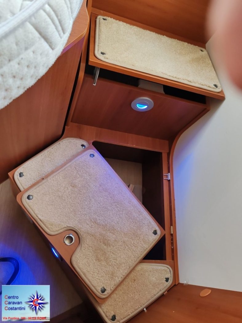 MOBILVETTA K – YACHT 89 TEKNOLINE - foto 32