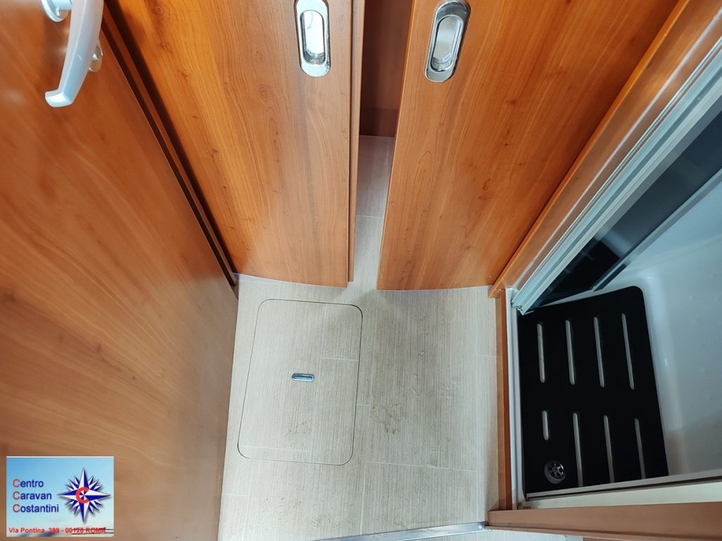MOBILVETTA K – YACHT 89 TEKNOLINE - foto 37