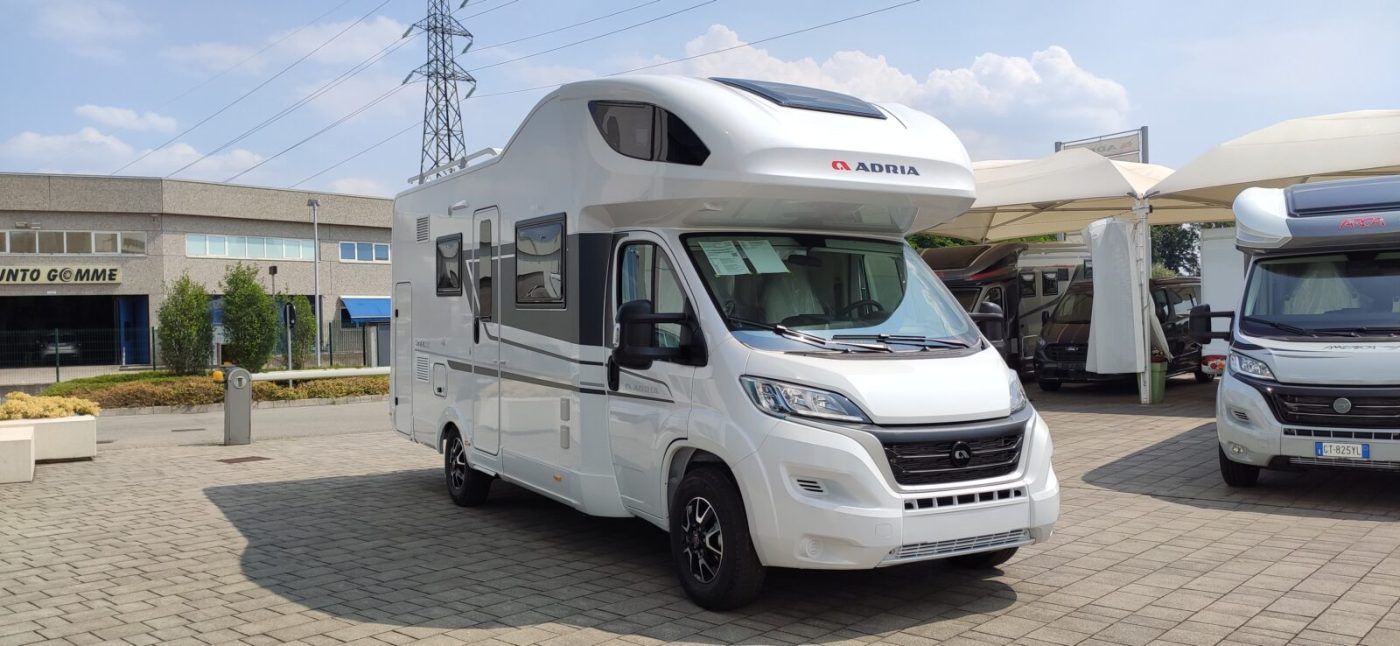 Pronta Consegna Adria Coral XL 650 DK